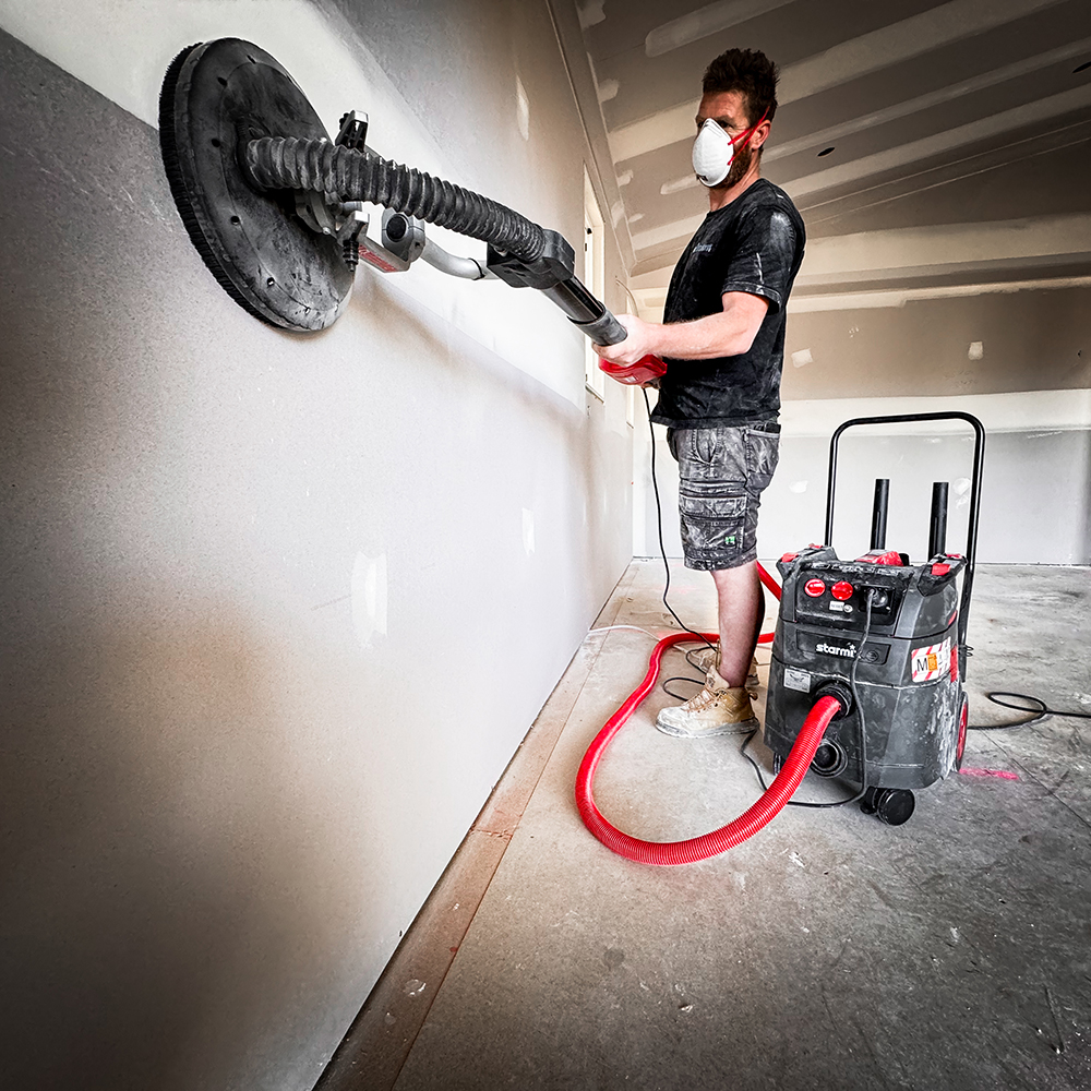 Buy Starmix® Dust Extractor ISP iPulse Series 35L 1600W - M